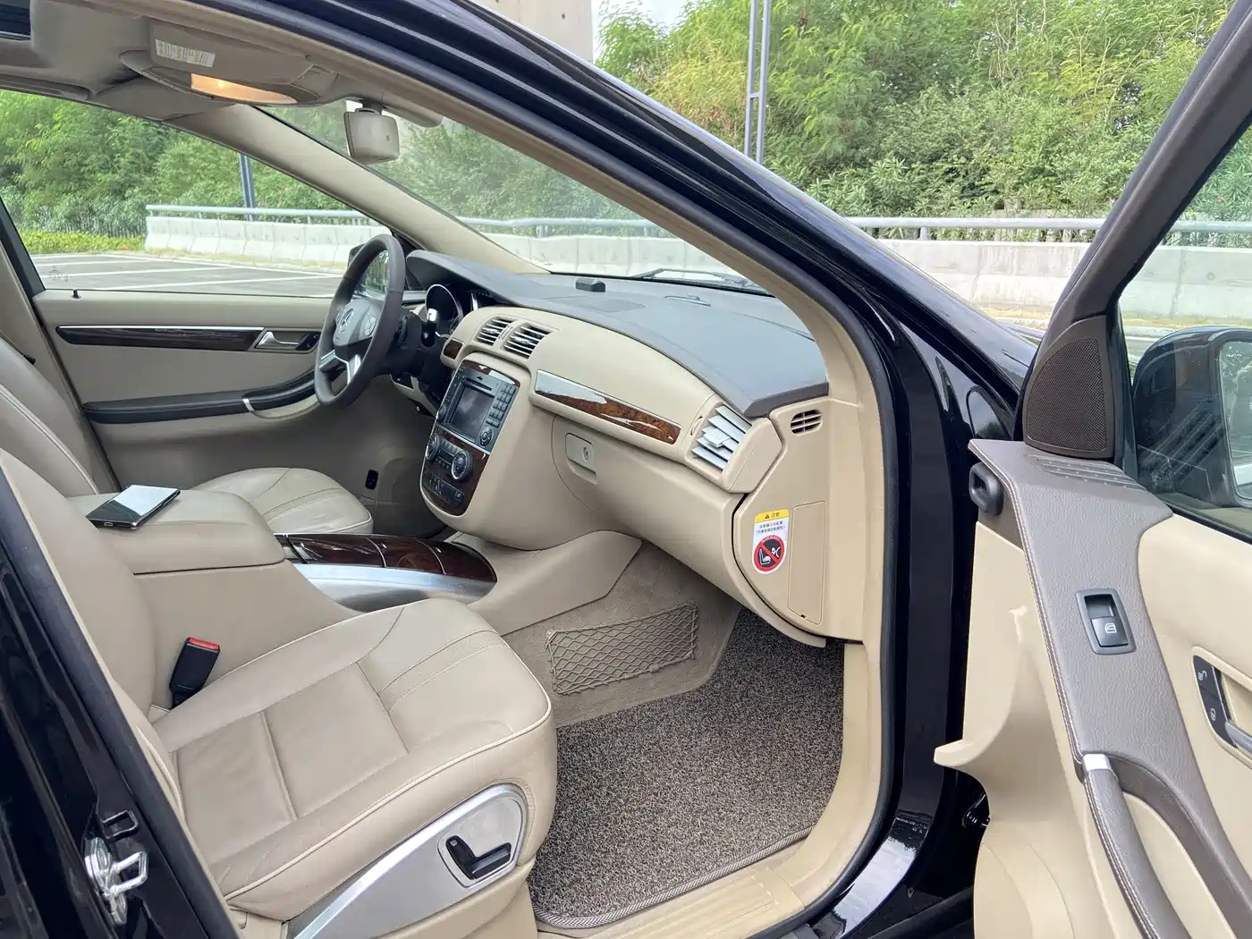 Mercedes-Benz R-Class 2011 R 350 L 4MATIC фото 8