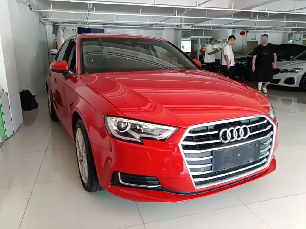 Photo 4 - Audi A3