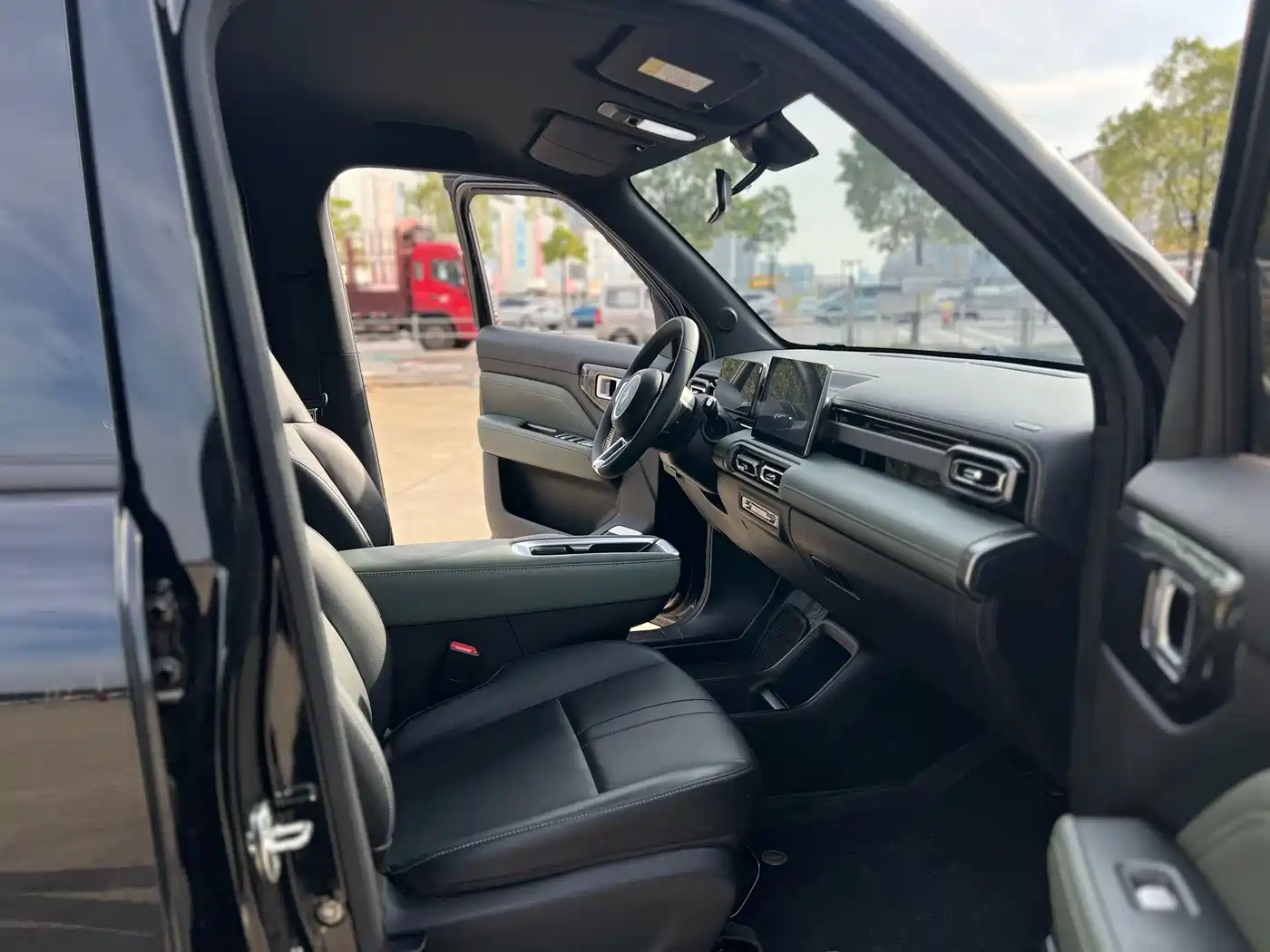 Фото 7 - Baojun Yueye Plus