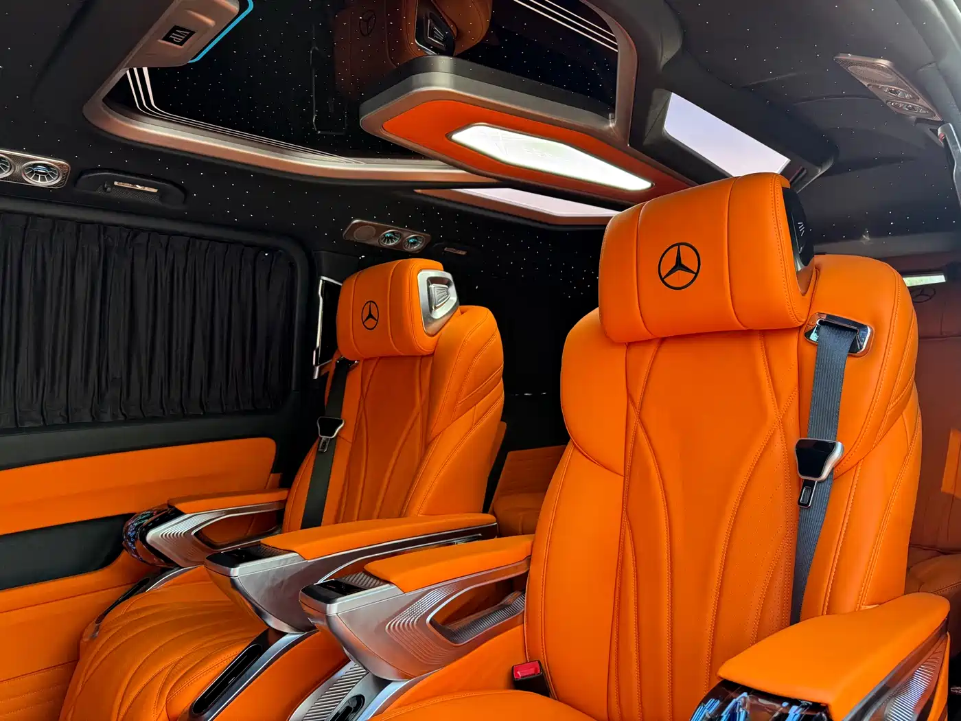 Mercedes-Benz Vito 2023 2.0T Business 7-Seater фото 7