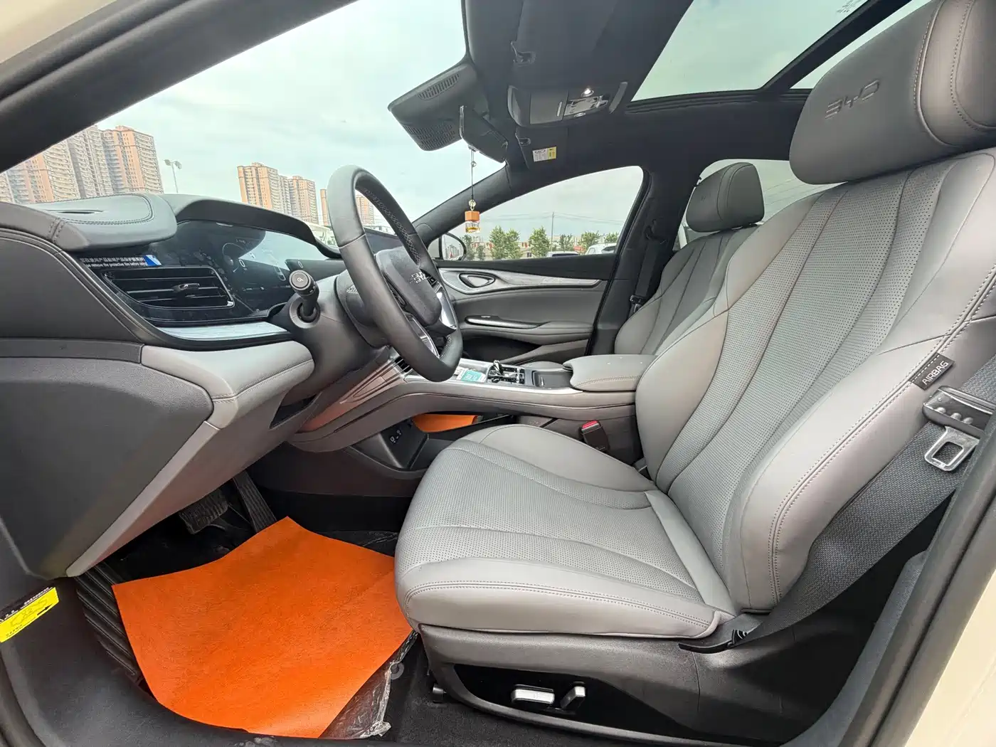 BYD Seal 2024 2024 Glory Edition DM-i 1.5L 121km Luxury