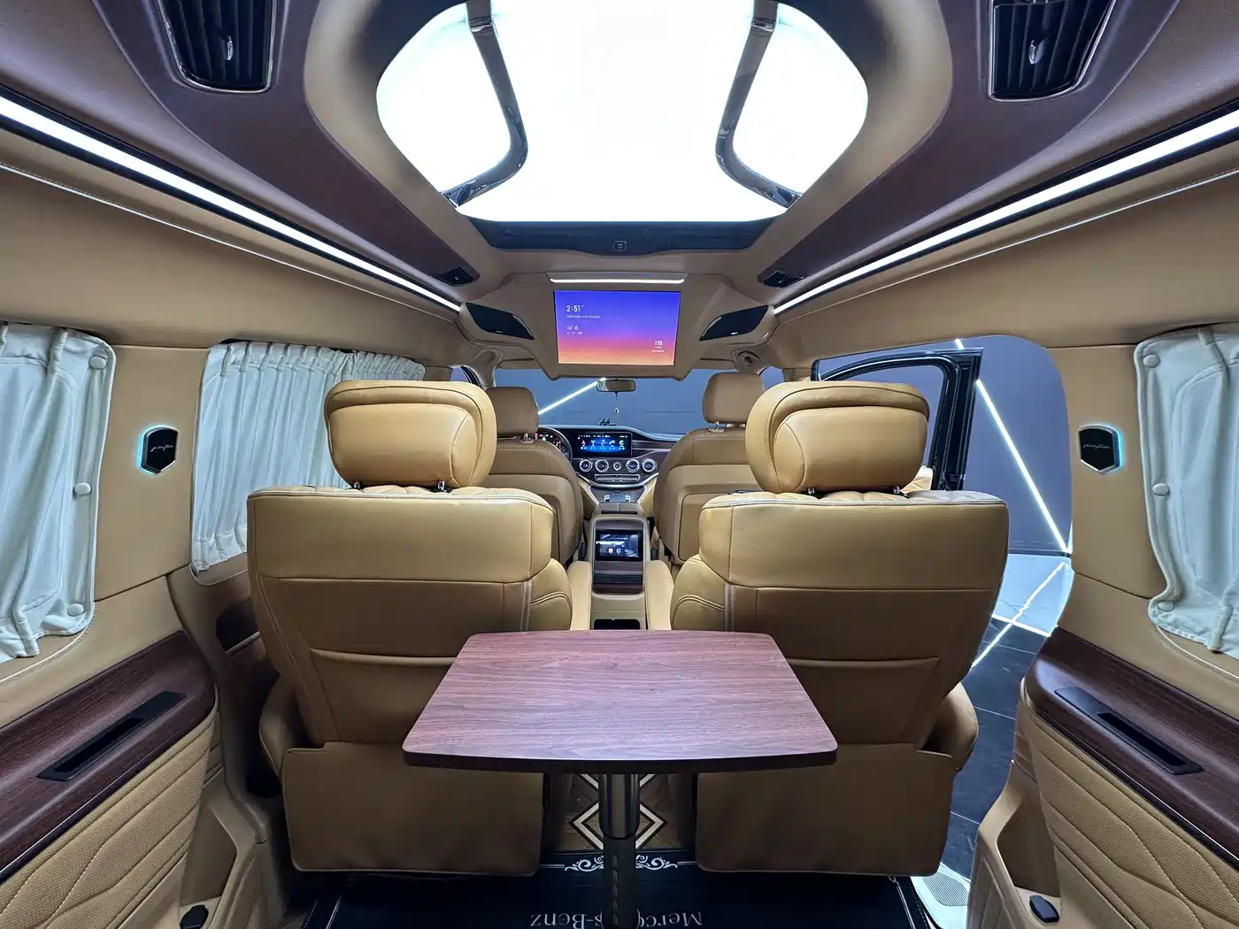Mercedes-Benz Vito 2020 2.0T Elite Edition (7-seater) фото 21