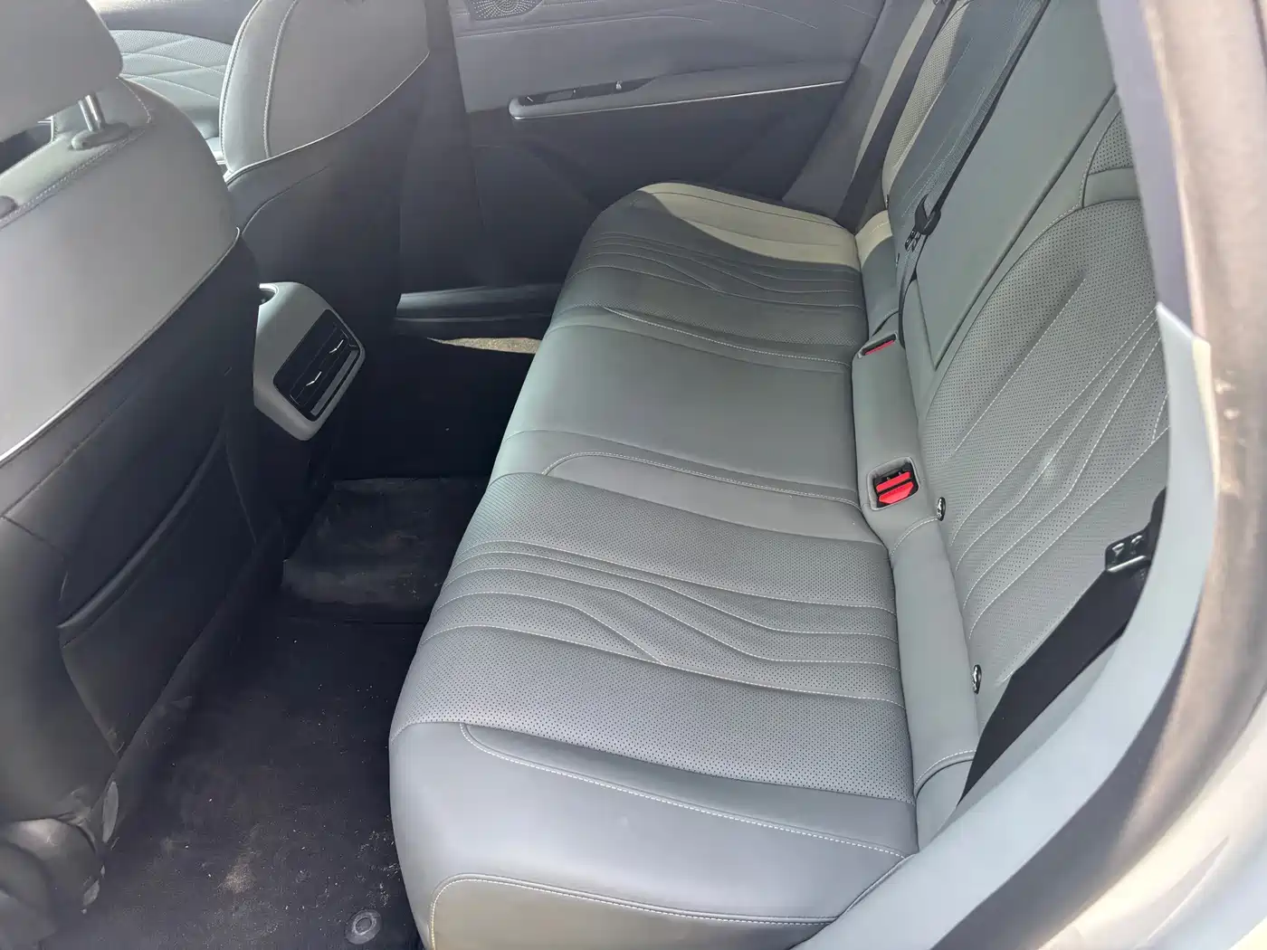 Geely Galaxy Galaxy E8 2024 2024 665km RWD Starship Voyager Edition