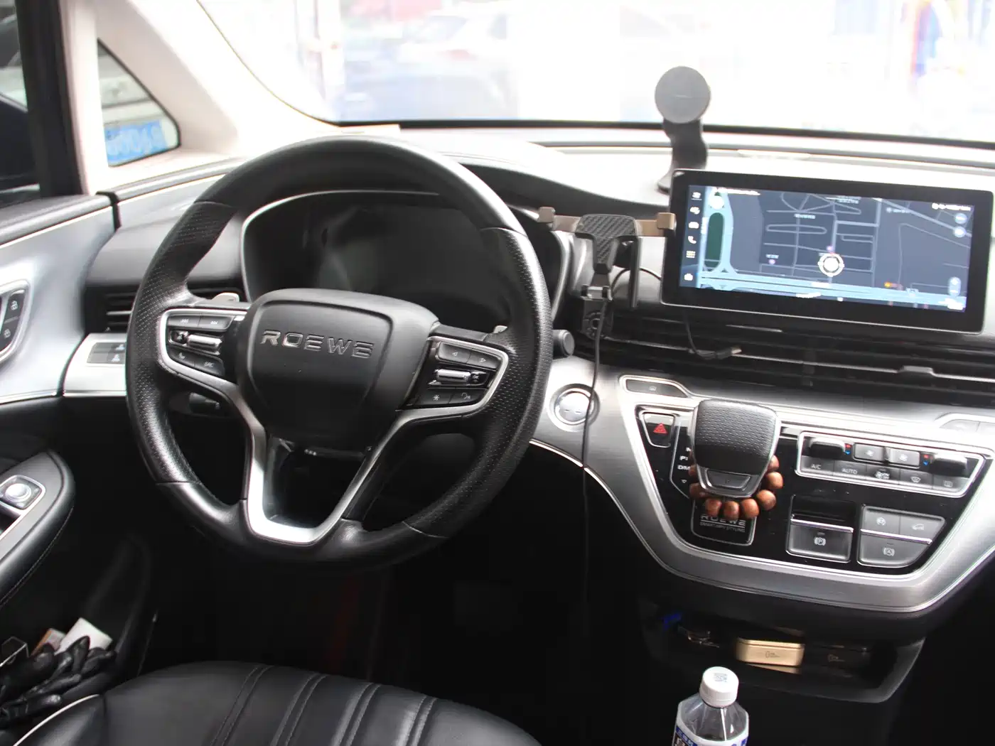 Roewe iMAX8 2022 400TGI Flagship фото 12