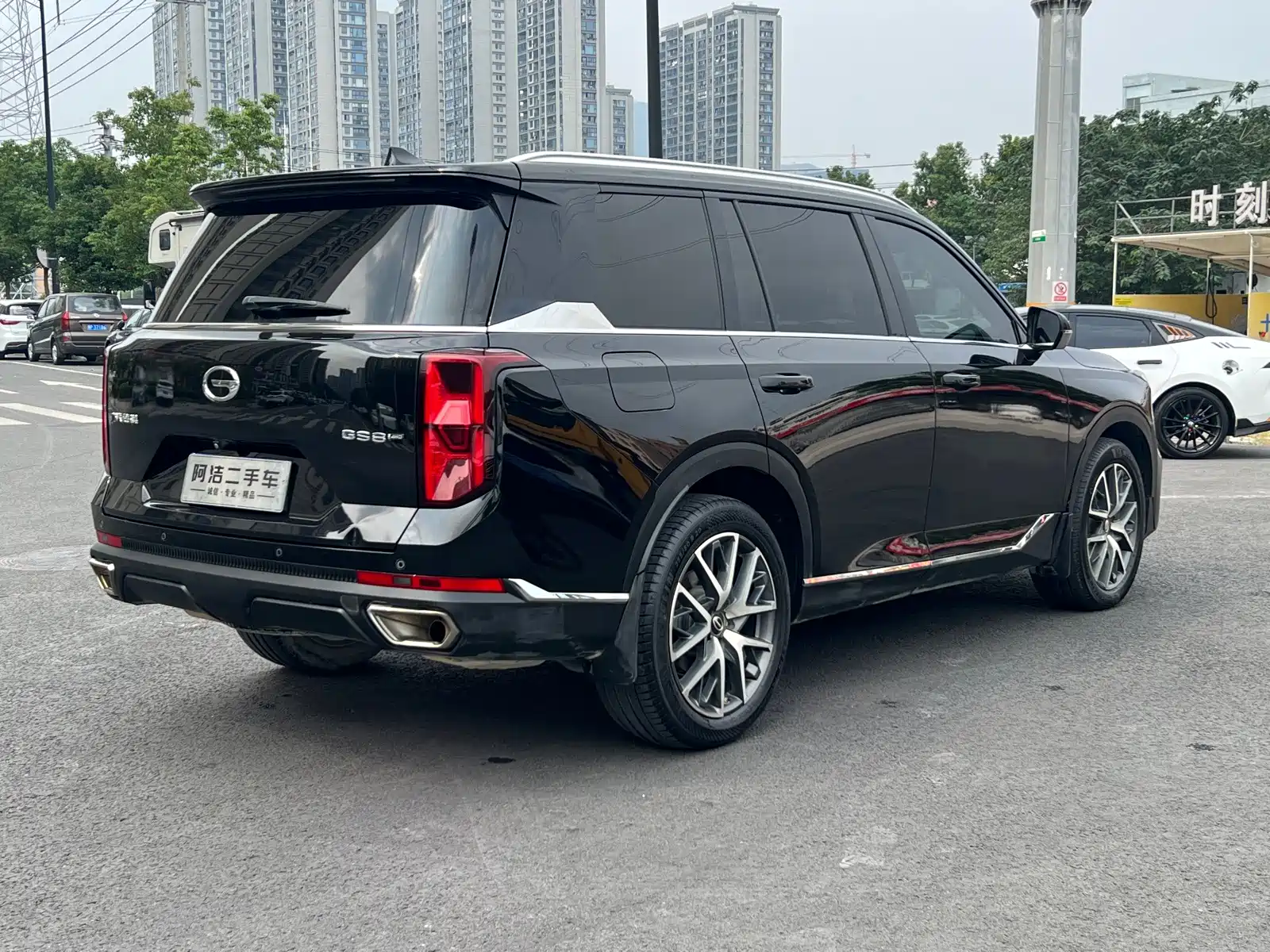 صورة 6 - GAC Trumpchi GS8