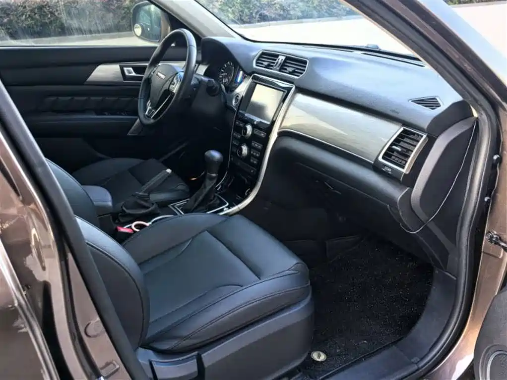 Haval H2 2015 1.5T Automatic 2WD Elite Edition фото 5