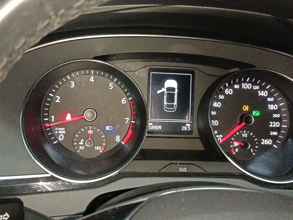 Volkswagen Magotan 2019 330TSI DSG Leading China V фото 12