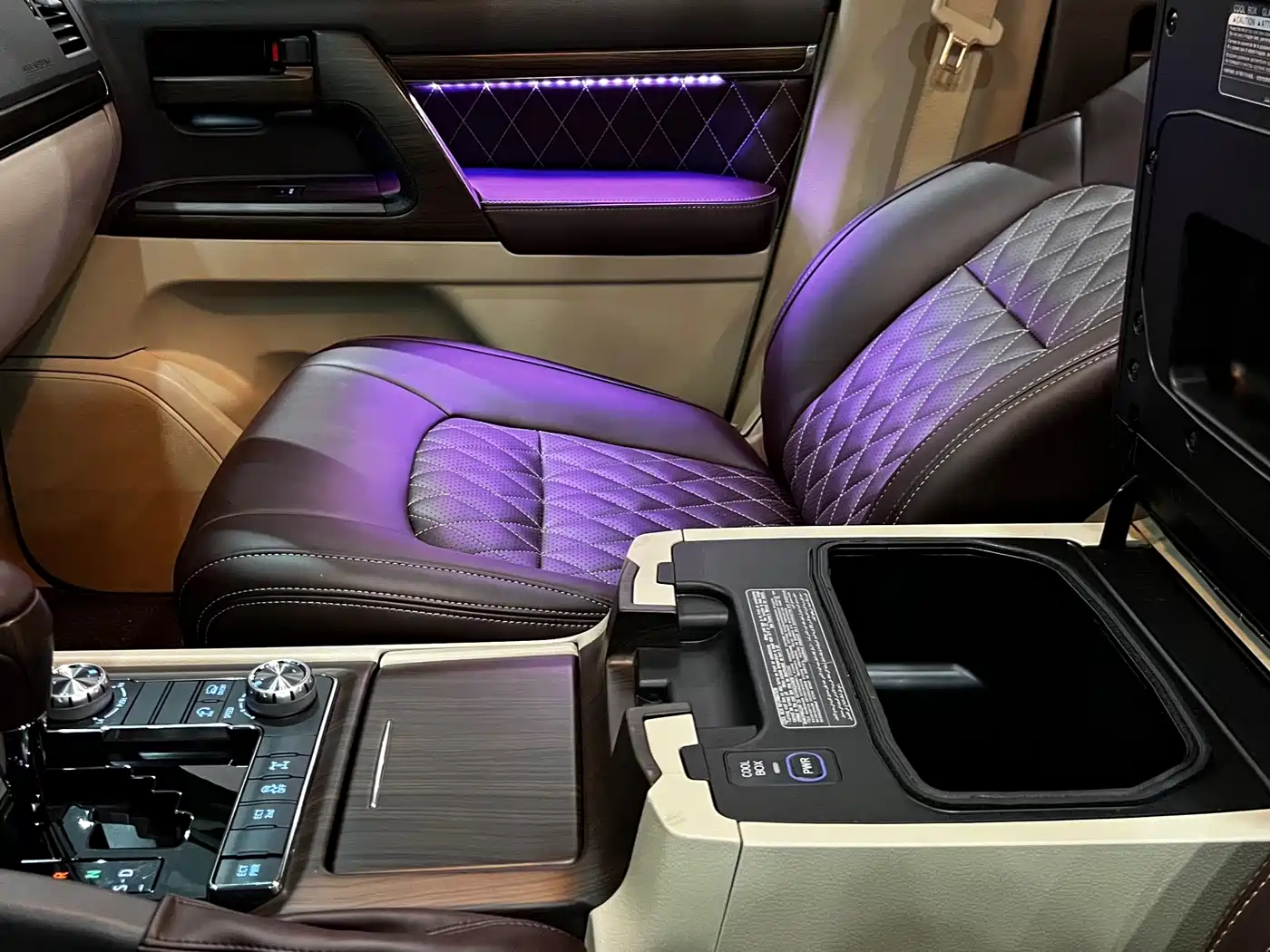 Toyota Land Cruiser (Import) 2019