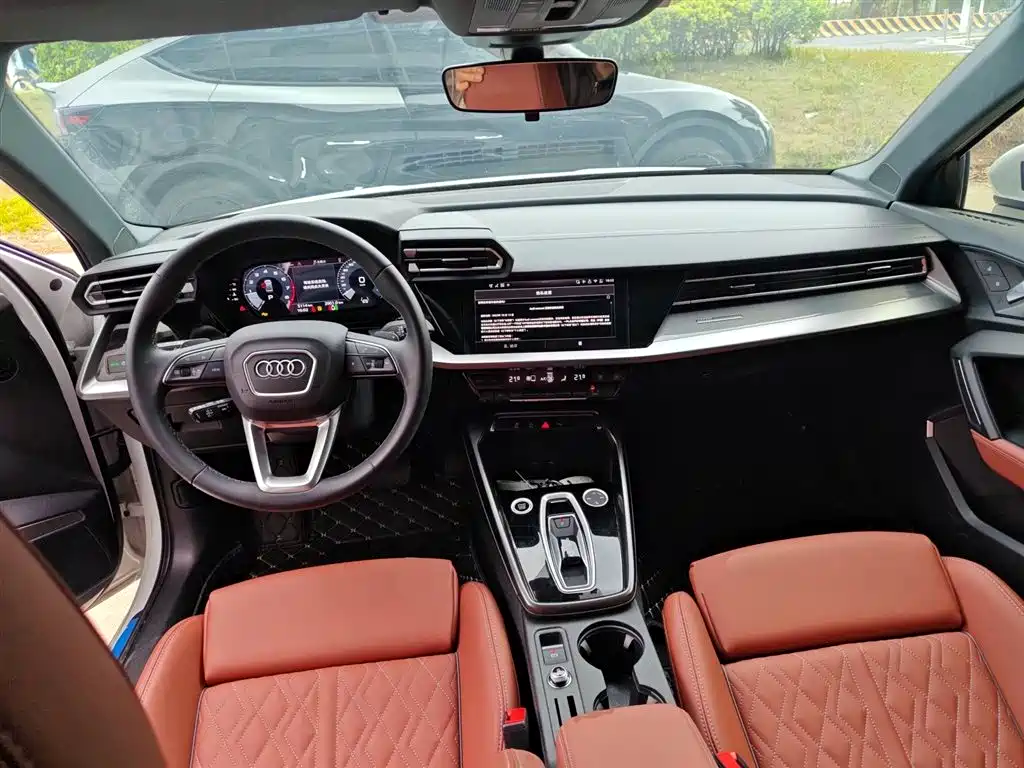 Audi A3 2025 A3L Limousine 35TFSI Flying Premium фото 6