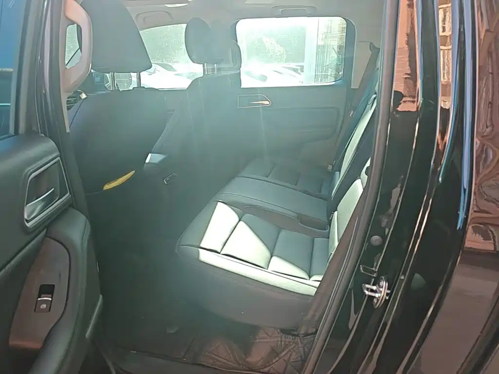 Great Wall Pao 2025 2024 Model 2.4T Passenger Version Automatic Diesel 4WD Comfort Type