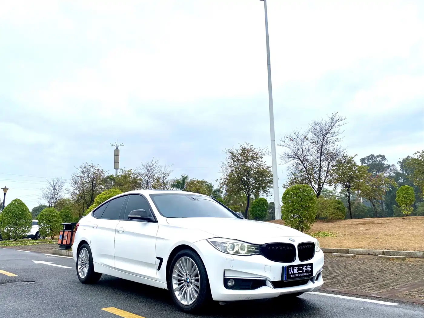 BMW 3 Series GT 2014 328i Design Package фото 4