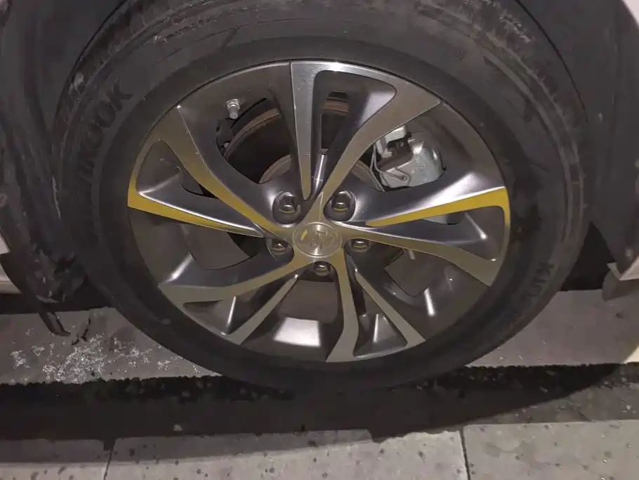 Фото 6 - Buick Verano