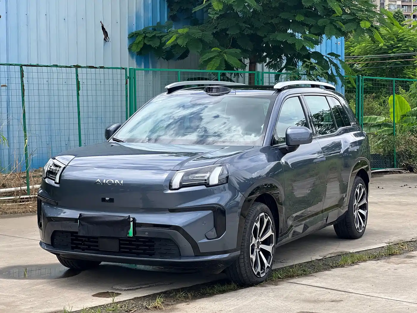 Aion V 2026 2024 Aion Tyrannosaurus 650 LiDAR Edition