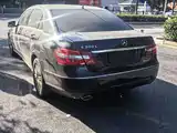 Фото 7 - Mercedes-Benz E-Class
