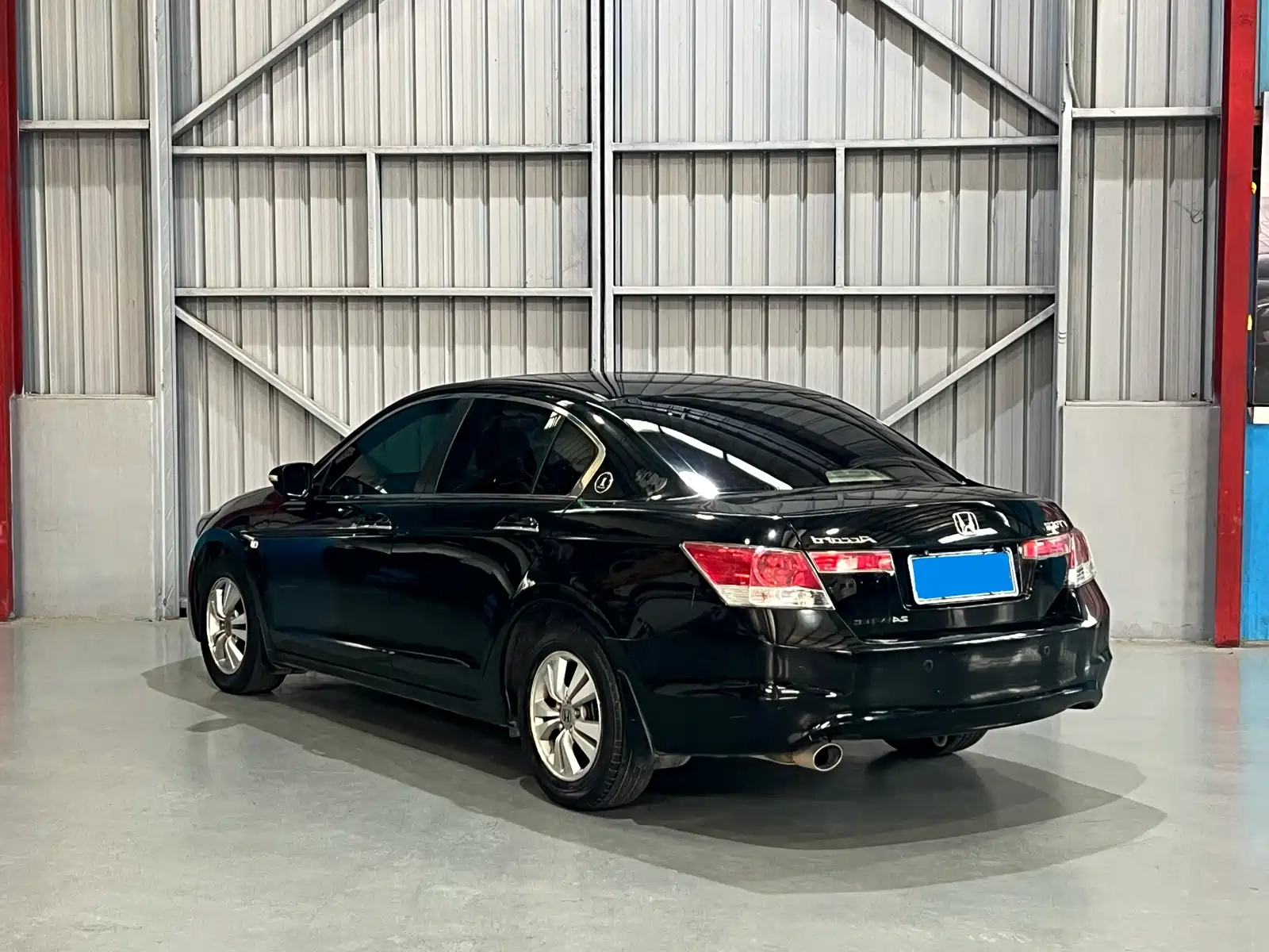 Photo 9 - Honda Accord