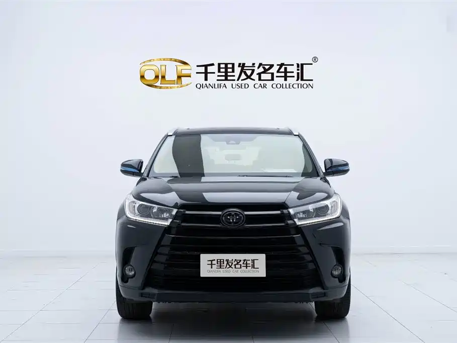 TOYOTA HIGHLANDER