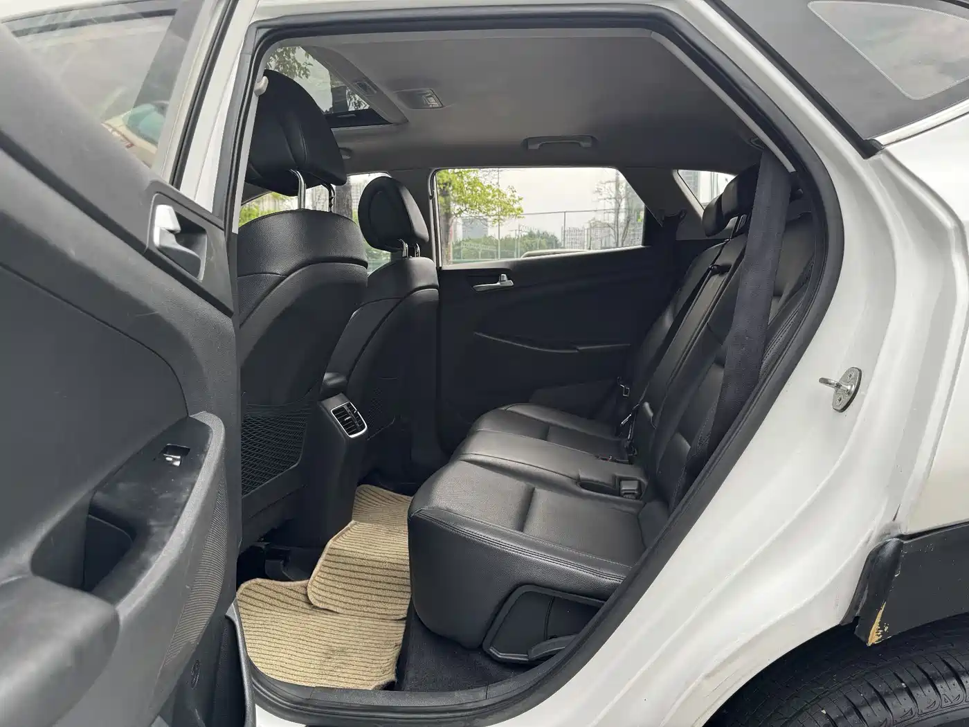 Hyundai Tucson 2015 1.6T Dual Clutch 2WD Smart фото 8