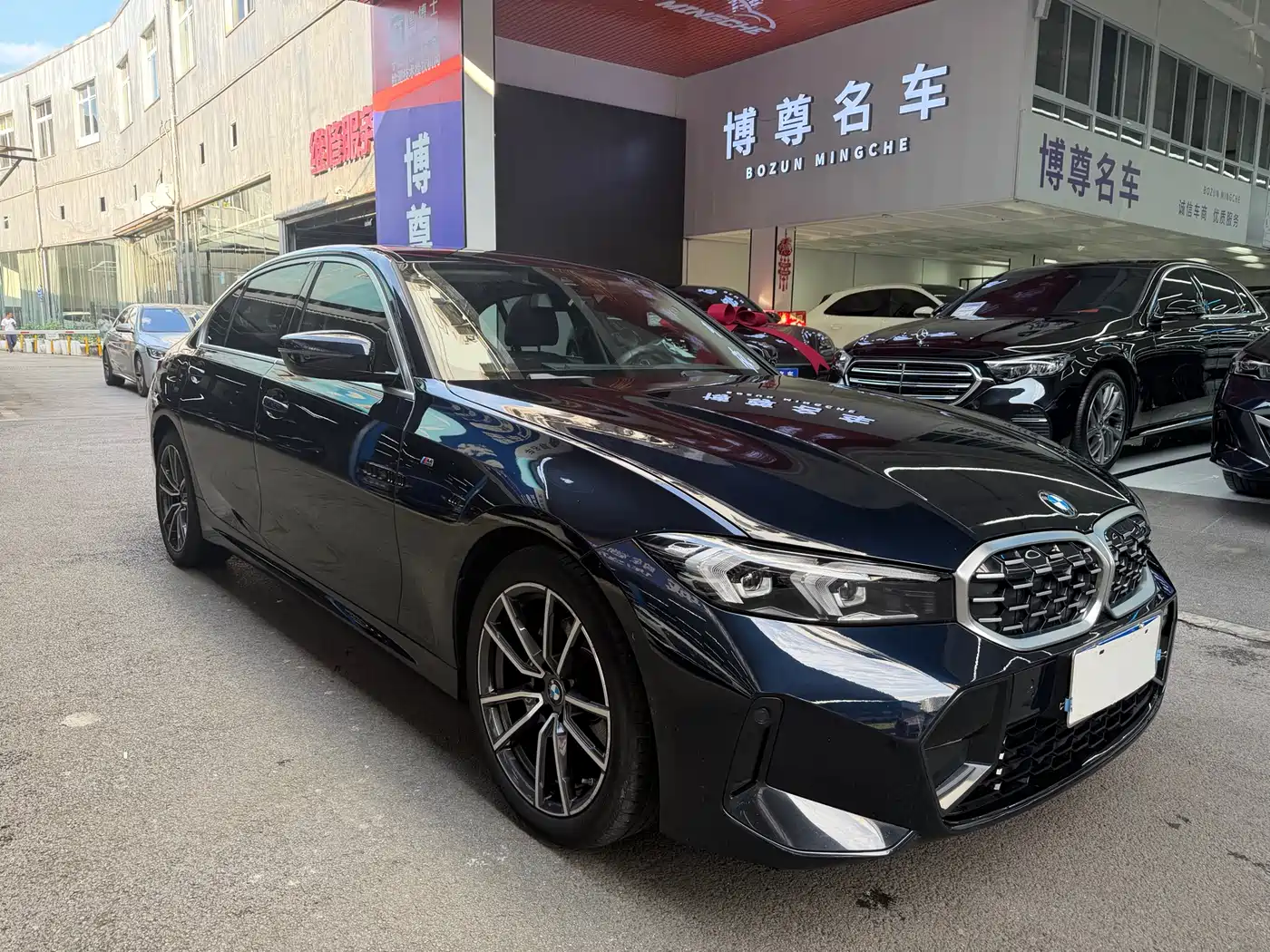 BMW 3 Series 2023 325Li M Sport Package фото 3