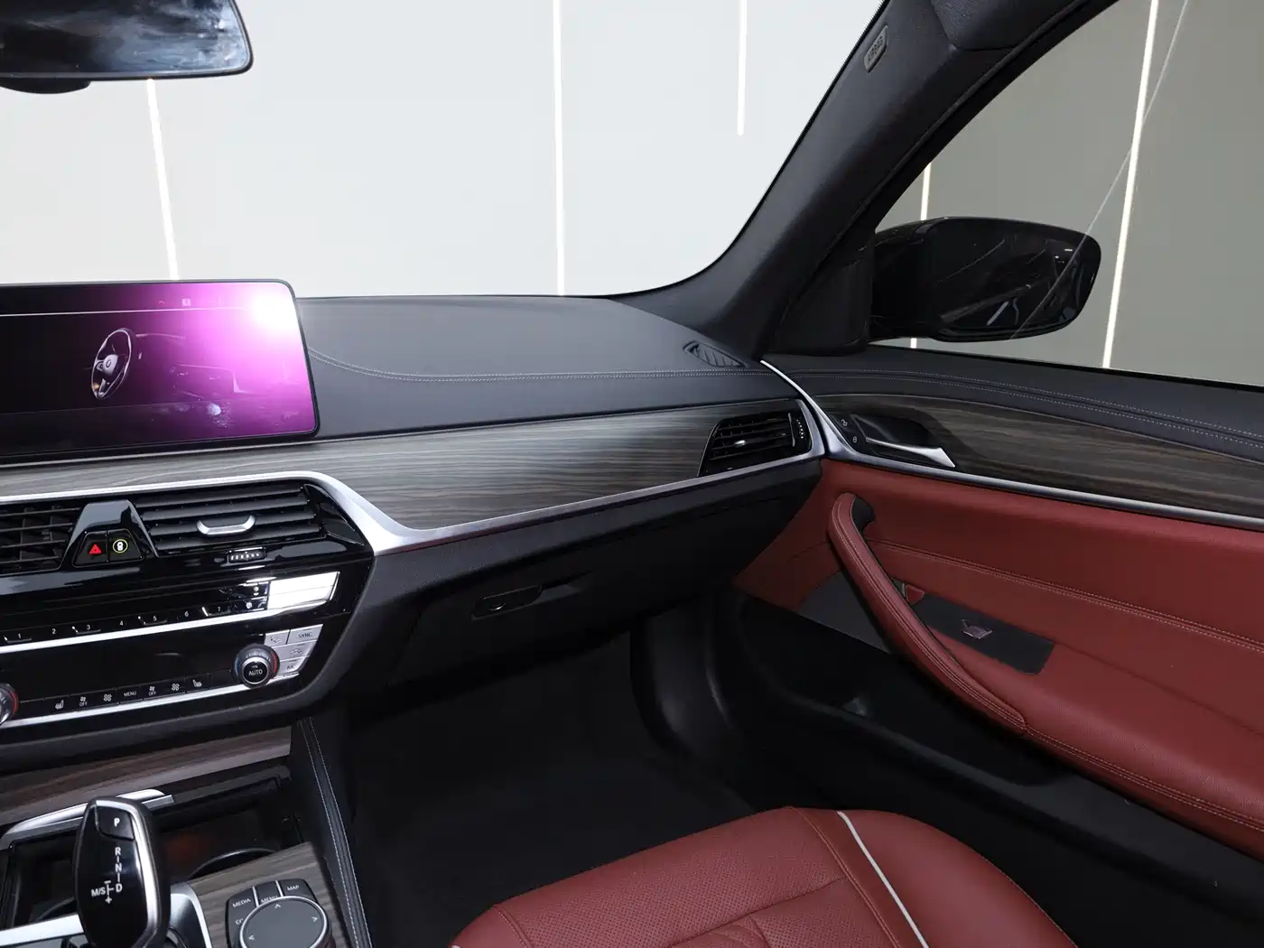 BMW 5 Series 2022 Facelift 530Li Leading M Sport Package фото 20