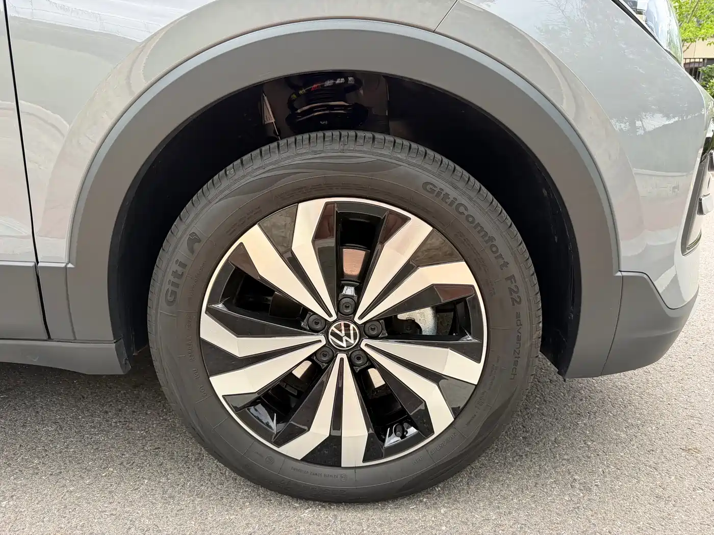 VOLKSWAGEN TUYUE