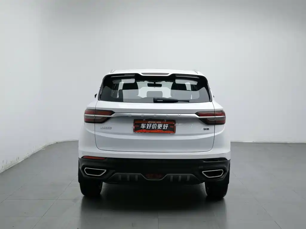 Фото 4 - Geely Coolray