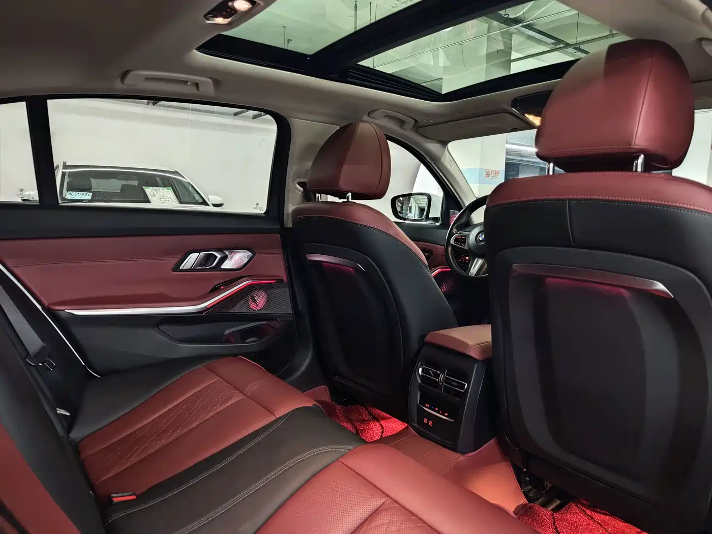 BMW i3 2022 eDrive 35 L фото 12