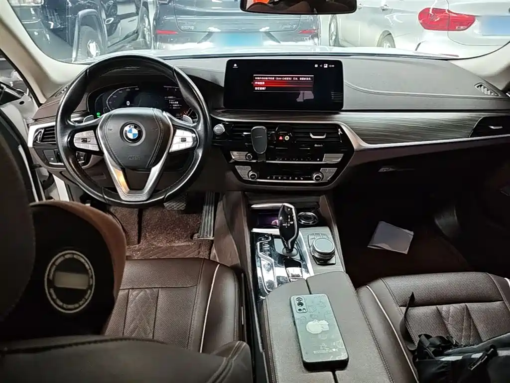 BMW 5 Series 2022 Model Second Facelift 530Li Leading M Sport Package фото 6