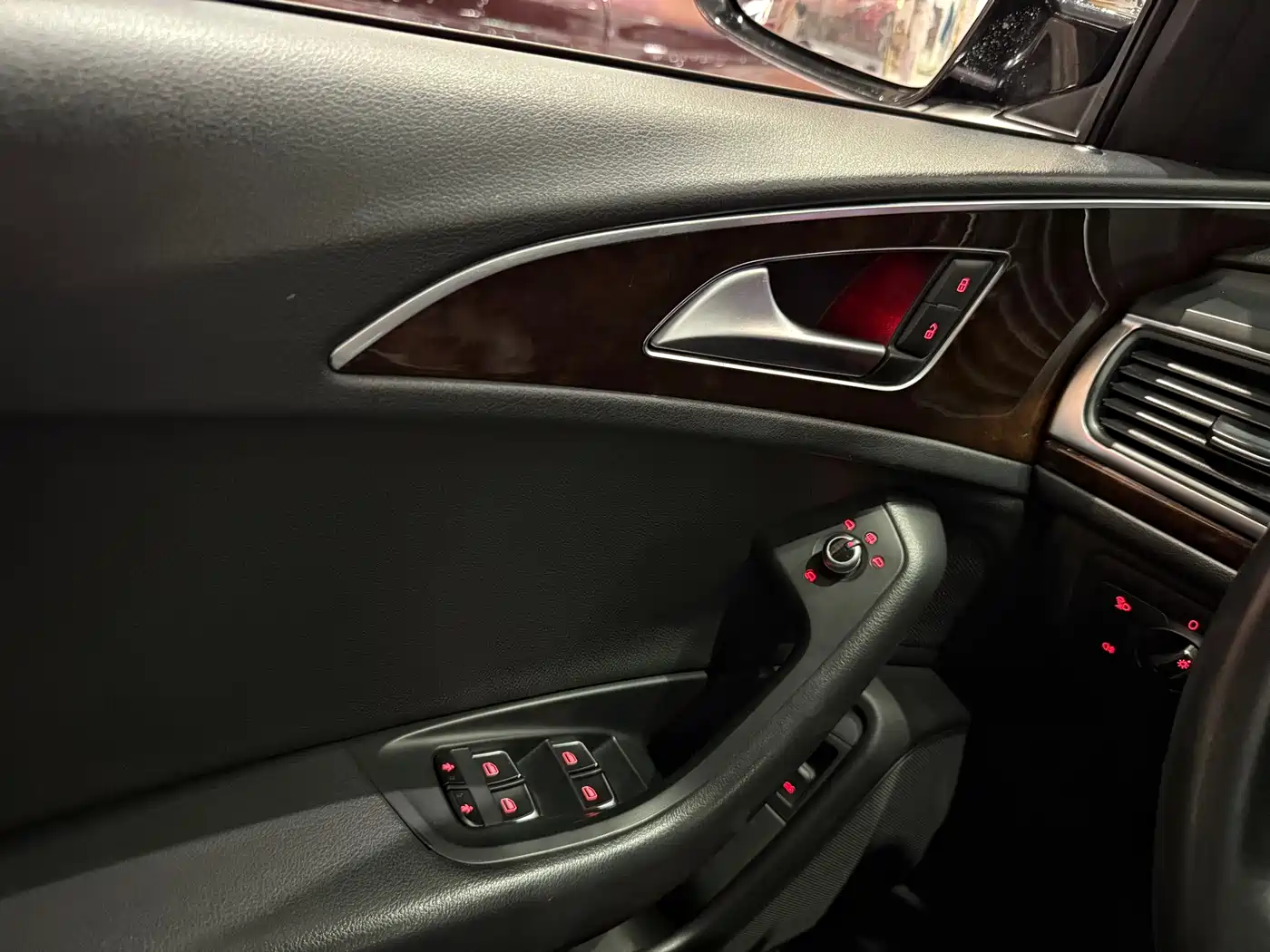 Audi A6L 2014 30 FSI Comfort фото 8