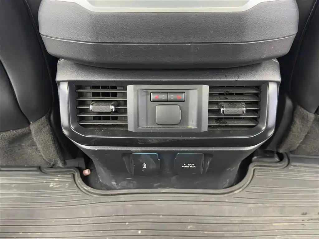 FORD F-150 RAPTOR