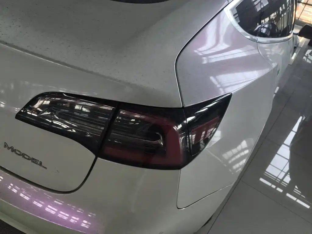 Tesla Model 3 2020 2020 Facelift Long Range Rear-Wheel Drive