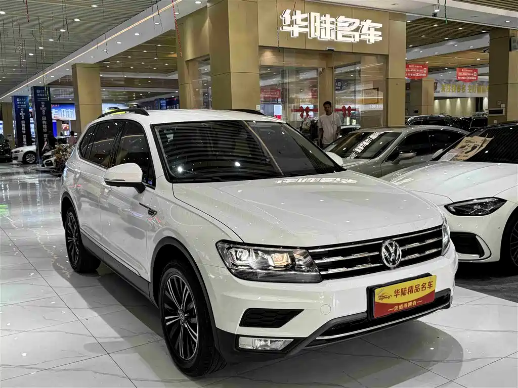Volkswagen Tiguan L 2020 330TSI Auto 2WD Trend China VI фото 17