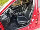 Photo 15 - Honda Civic