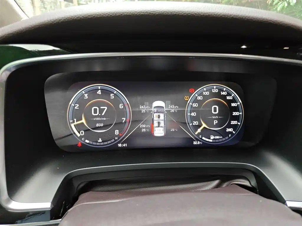 GAC Trumpchi Trumpchi M8 2021 Master Series 390T Ultimate Edition фото 4