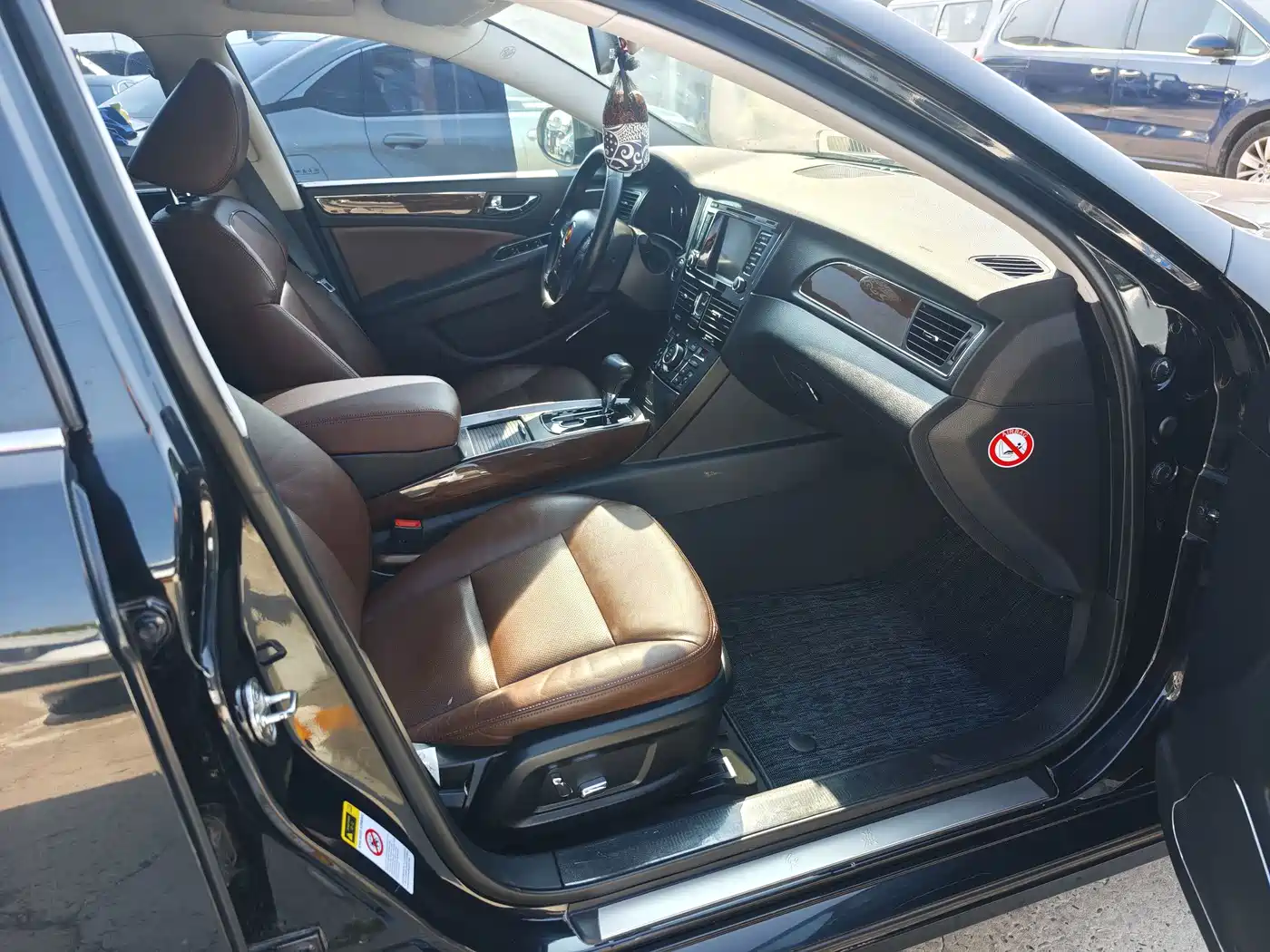 Hongqi H7 2016 2015 2.0T Luxury
