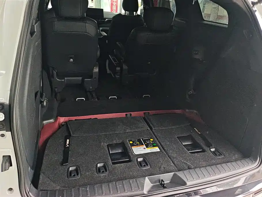 Toyota Sienna 2021 2.5L Hybrid Premium Edition фото 4