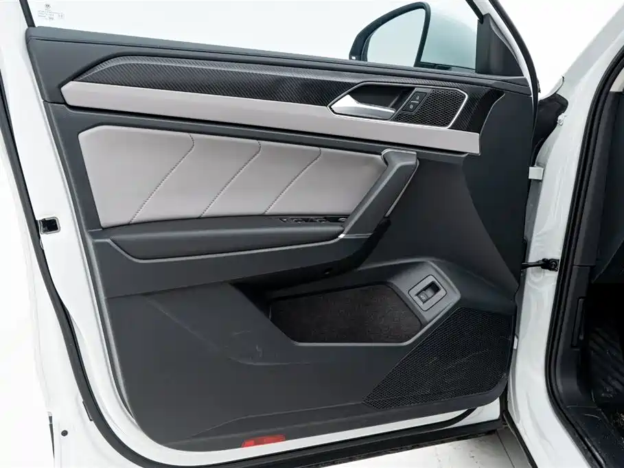 Volkswagen Tayron 2025 Shared Joy 300TSI фото 22