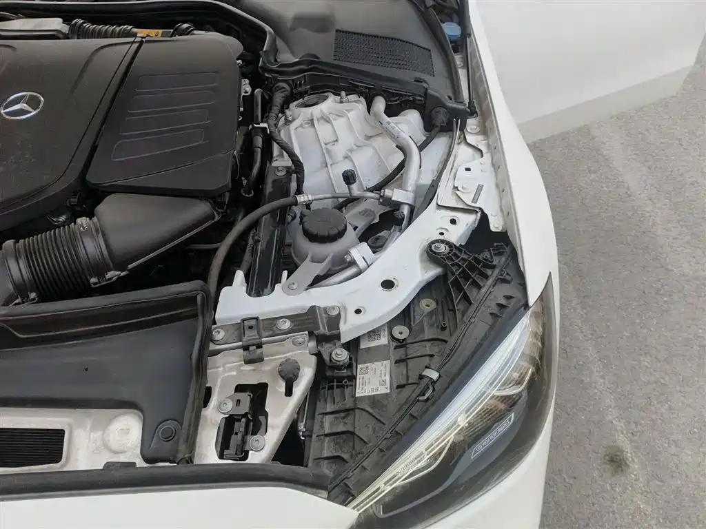 Mercedes-Benz C-Class 2023 Facelift C 200 L Sport Edition фото 22