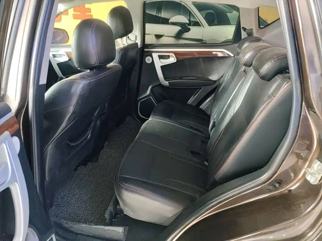 Geely GX7 2015 2015 Sport 2.0L Automatic Exclusive