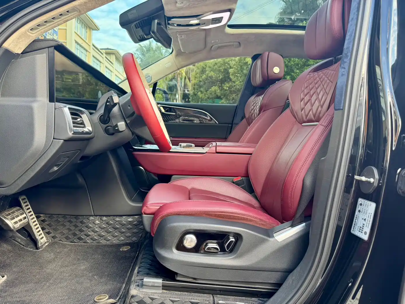 Hongqi E-HS9 2023 2022 660km Qi Chang Edition (6-seater)