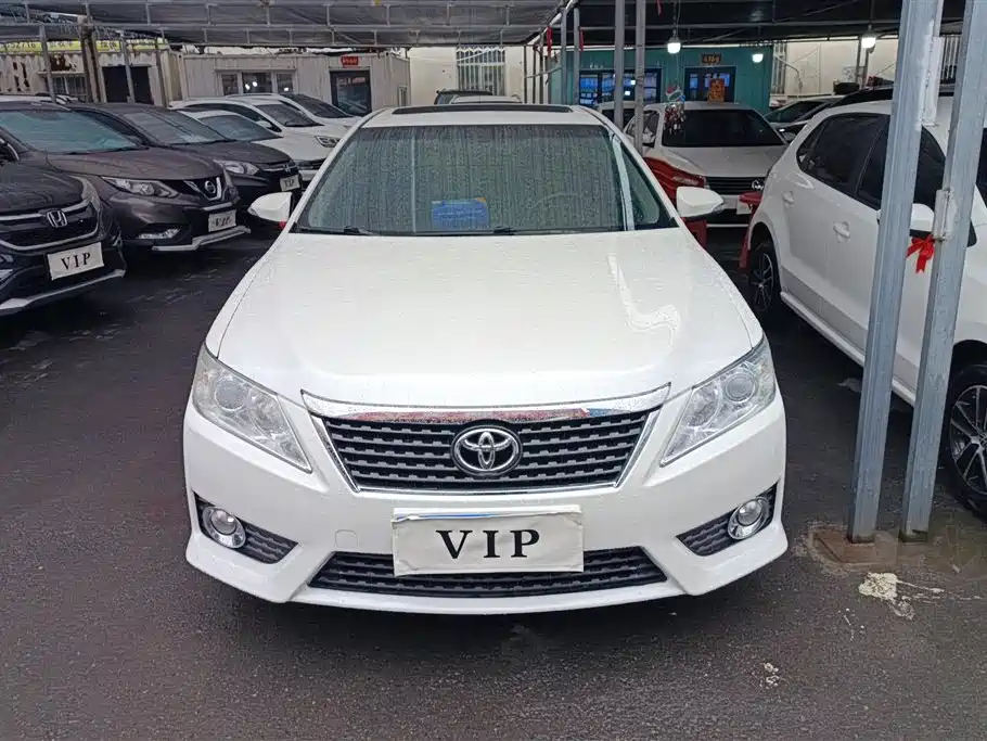 Toyota Camry 2013 2.0G Comfort фото 2