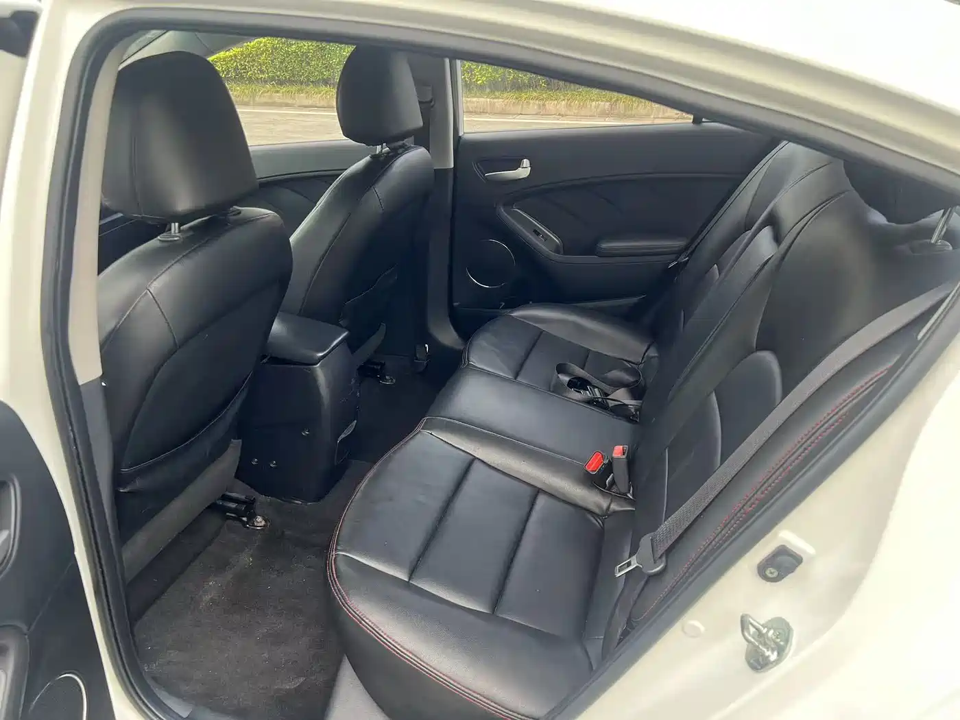Kia K3 2015 1.6L Manual GLS фото 10