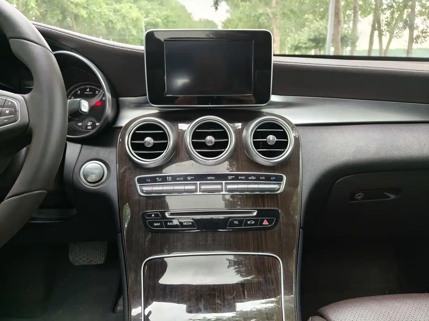 Mercedes-Benz GLC 2017 GLC 260 4MATIC Luxury фото 16