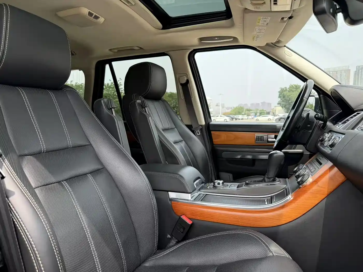 Land Rover Range Rover Sport 2010 5.0 SC V8 HSE фото 18