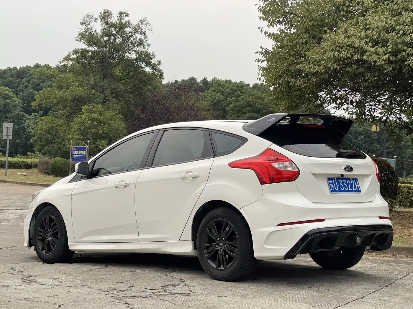 Фото 27 - Ford Focus