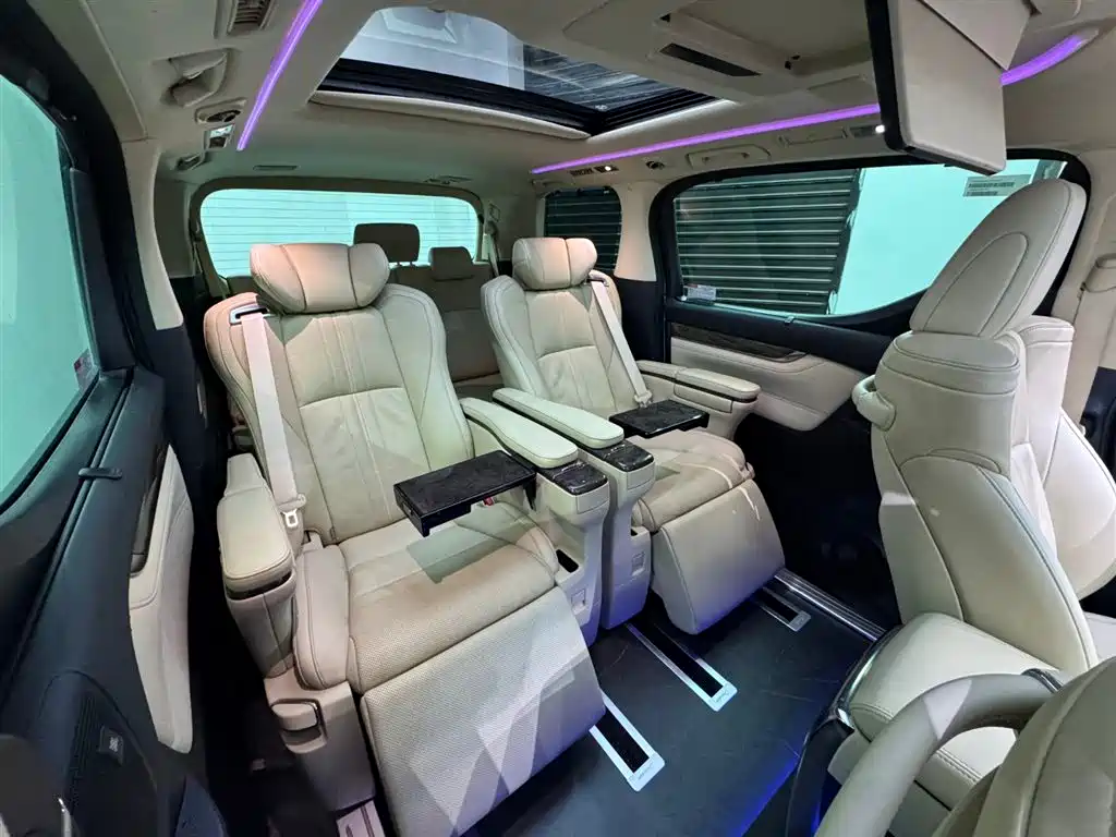 Toyota Alphard 2021 Hybrid 2.5L Premium фото 9