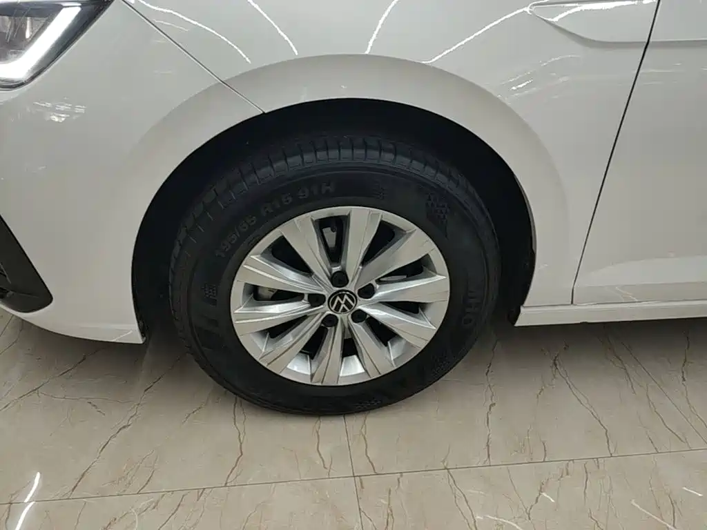 Photo 23 - Volkswagen Lavida