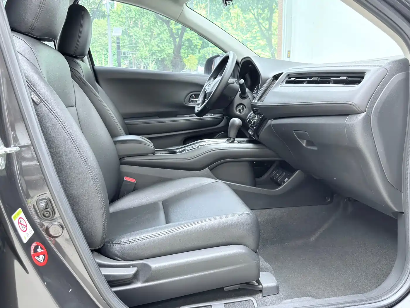 Honda Vezel 2015 2015 1.5L CVT 2WD Comfort