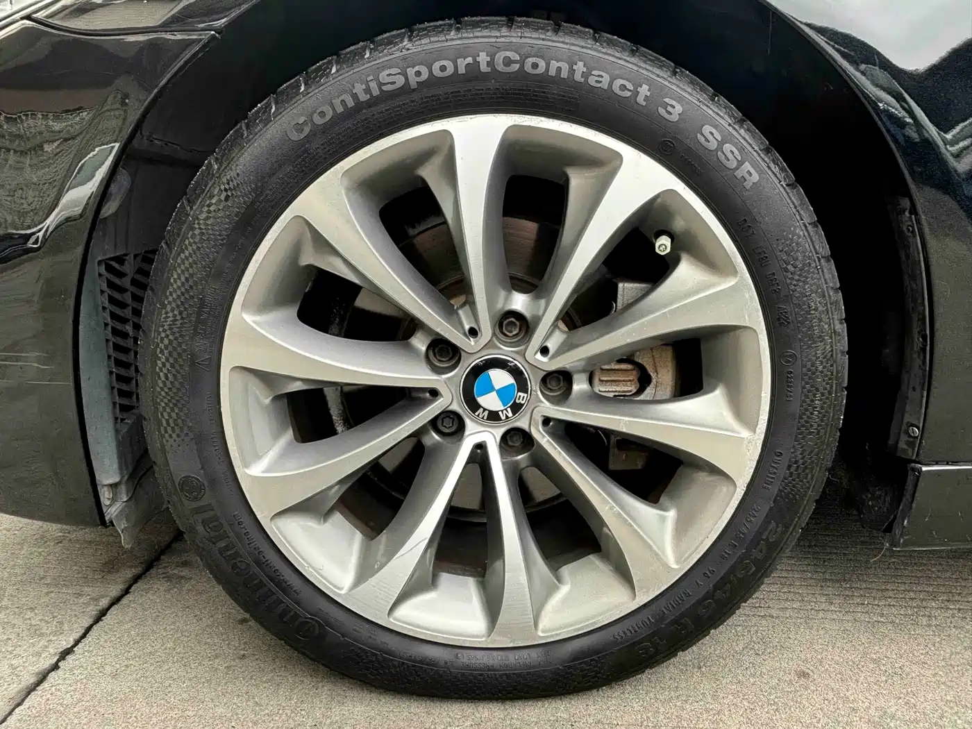 BMW 5 Series 2017 525Li Leading Edition фото 8