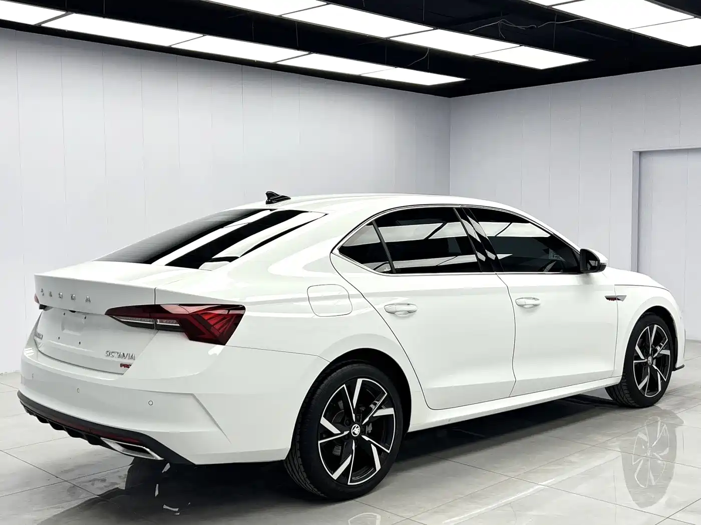 Škoda Octavia 2023 2023 PRO TSI280 Premium Edition
