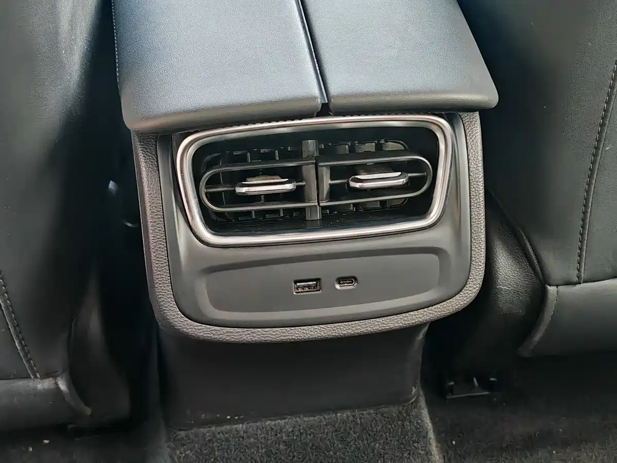 Chery Fengyun Fengyun A8L 2025 2025 1.5TGDI 145km Luxury